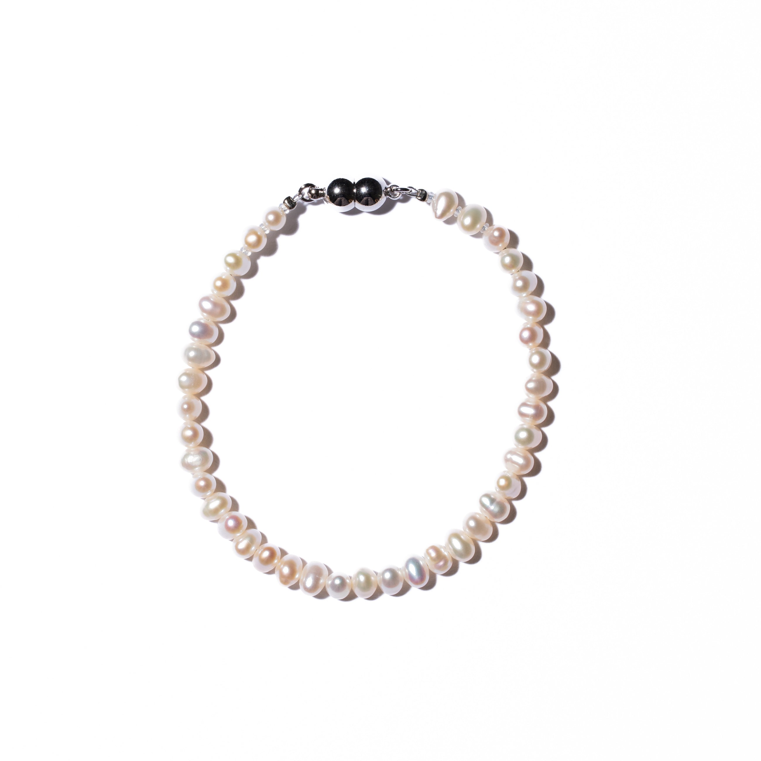 Baby Round 5.0mm パールブレスレット-MUSUBI(結)|職人仕上げ・マグネット