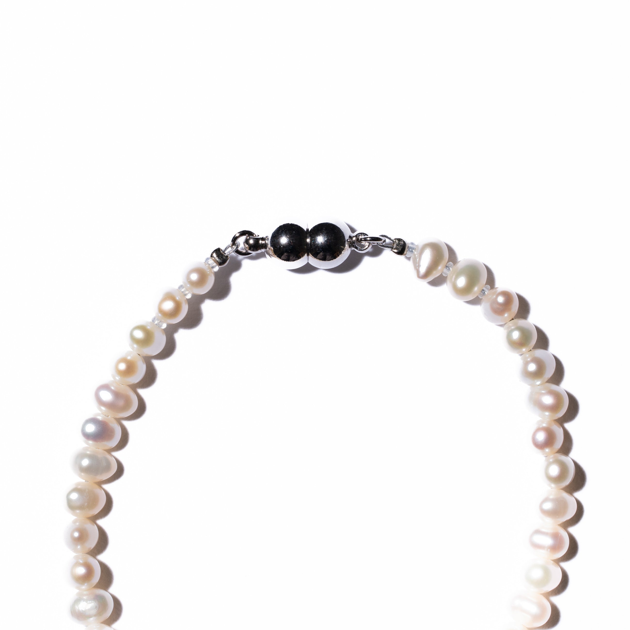 Baby Round 5.0mm パールブレスレット-MUSUBI(結)|職人仕上げ・マグネット