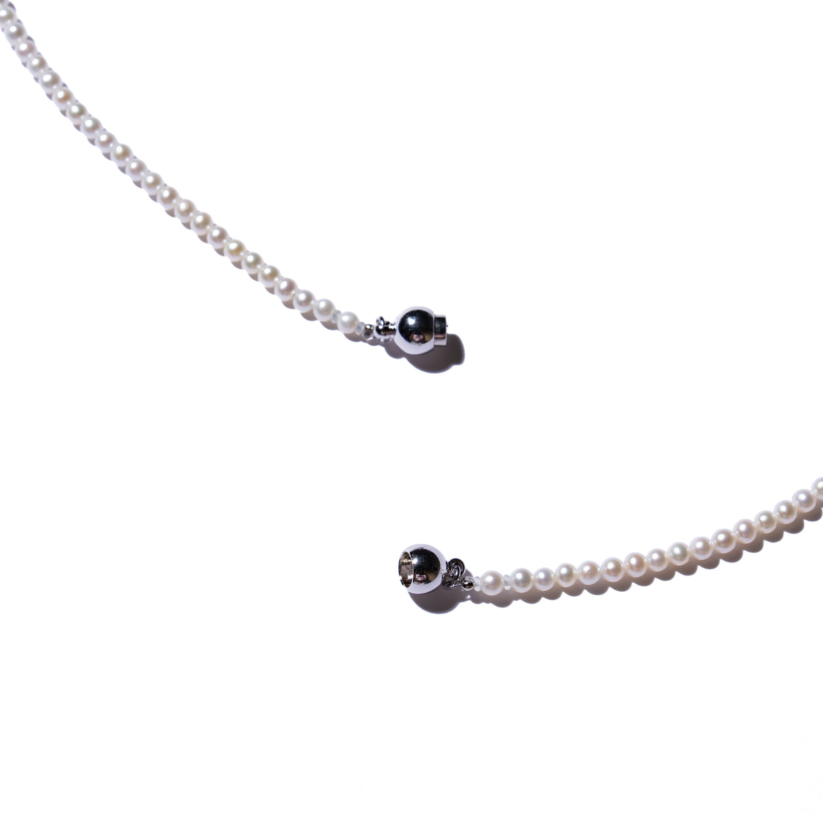 <unisex>Semi Round 淡水真珠3.0mm パールネックレス 45cm -MUSUBI(結)|メンズ・レディース兼用・マグネット式・日本製
