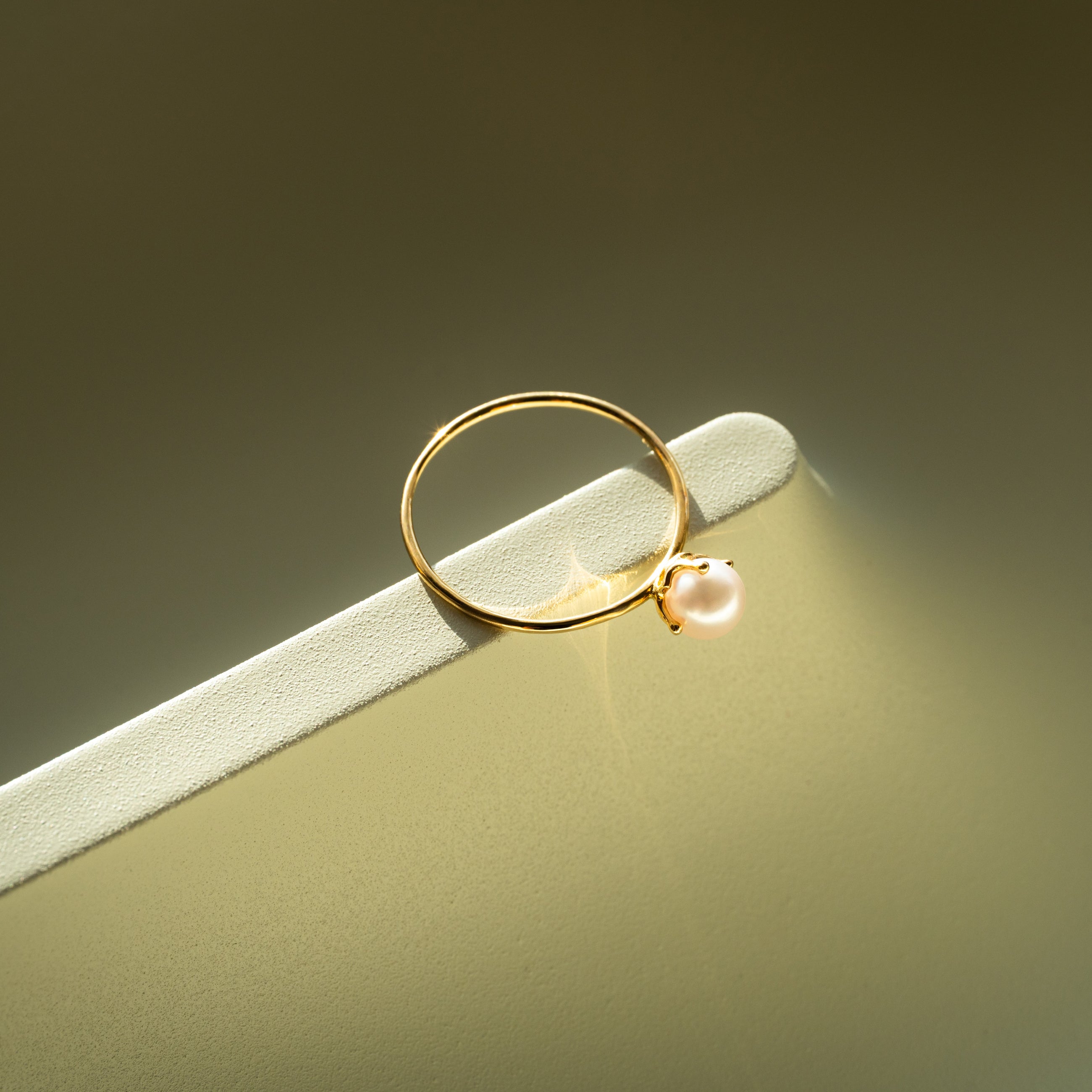 ＜Emi＞あこやパールリング SHINGETSU ［K18 / 5.0mm］