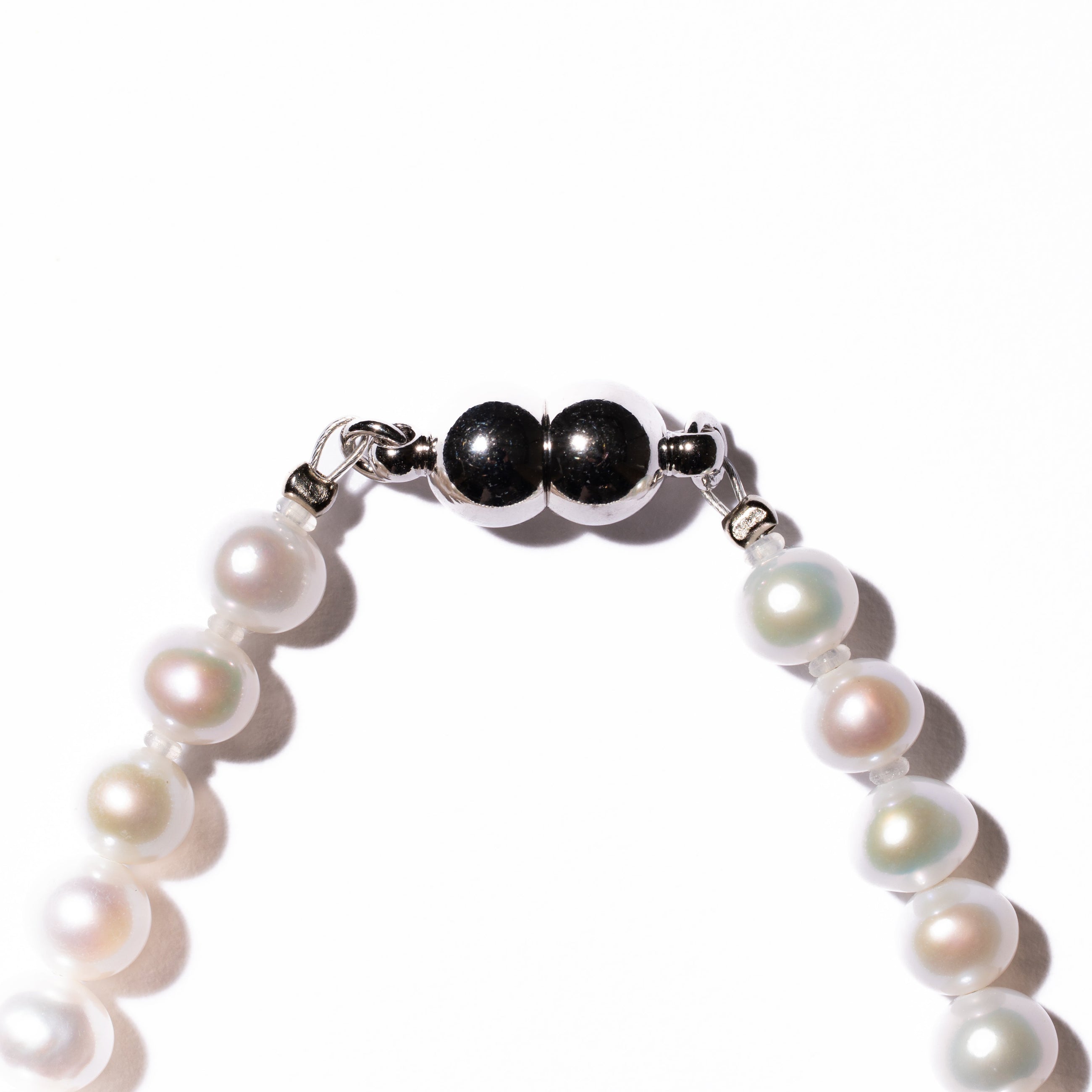 Baby Round 5.0-6.0mm パールブレスレット-MUSUBI（結）｜職人仕上げ・マグネット