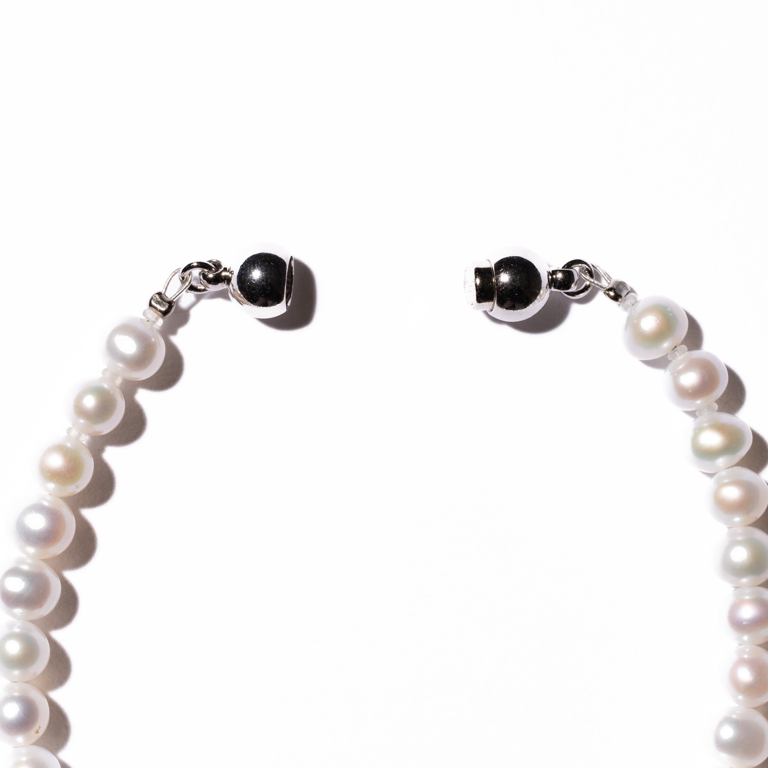 Baby Round 5.0-6.0mm パールブレスレット-MUSUBI（結）｜職人仕上げ・マグネット