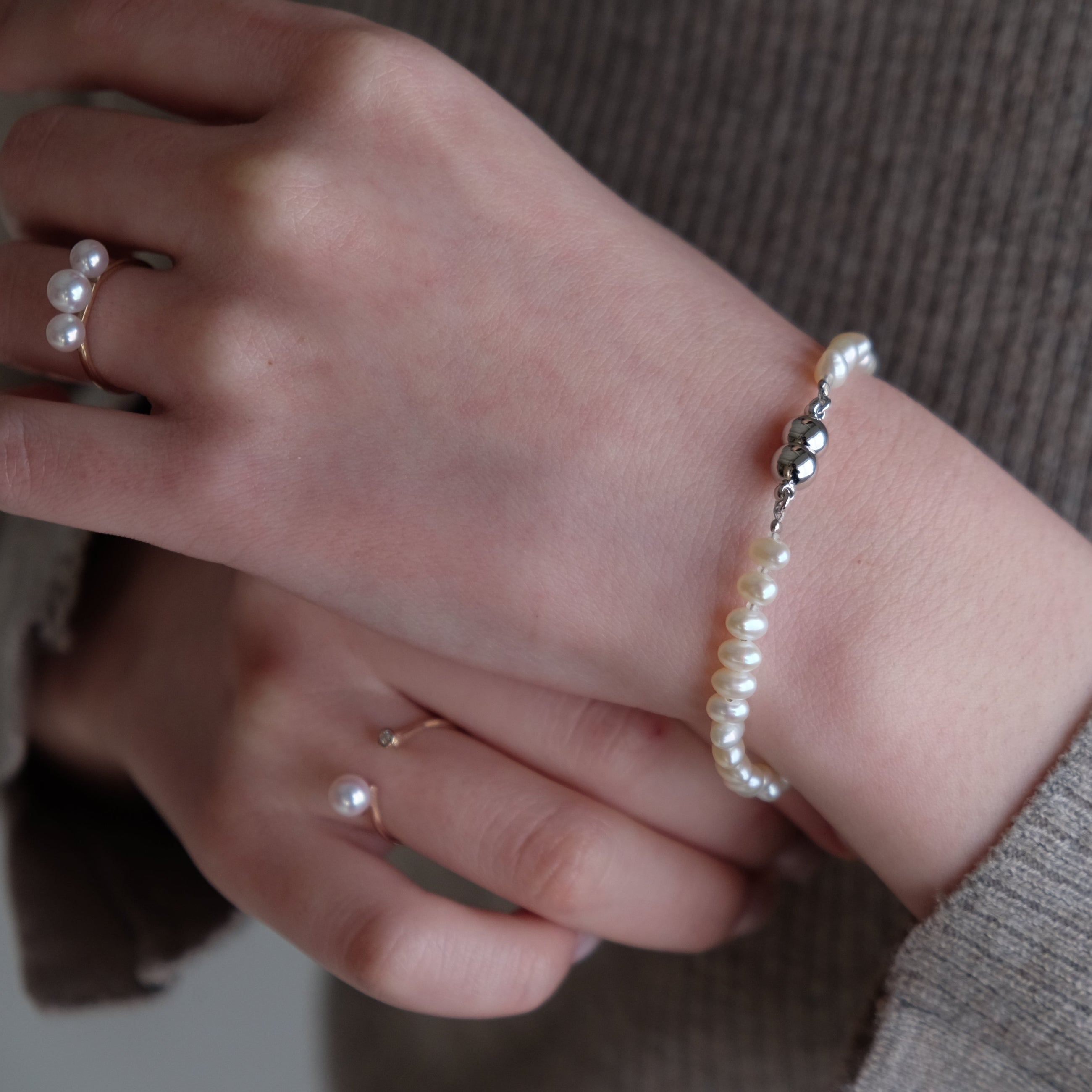 Baby Round 5.0mm パールブレスレット-MUSUBI（結）｜職人仕上げ・マグネット