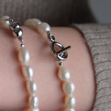 Rice 8.0mm パールブレスレット-MUSUBI（結）｜職人仕上げ・ステンレスマンテル